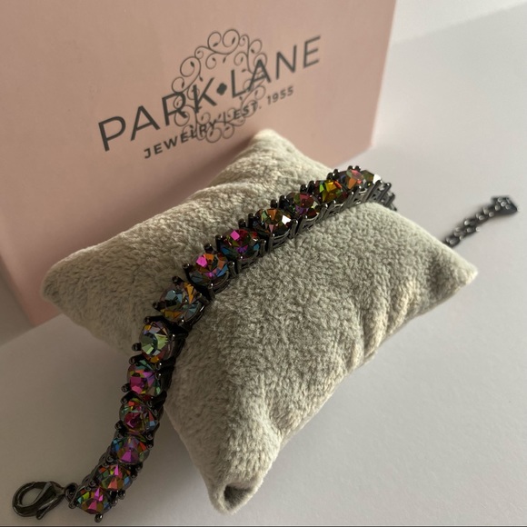 Park Lane Jewelry - Park Lane "Impression" Bracelet - Northern Lights - NWOT